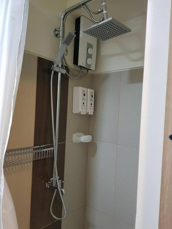 Studio Unit At The Breeze Residences Маніла Екстер'єр фото