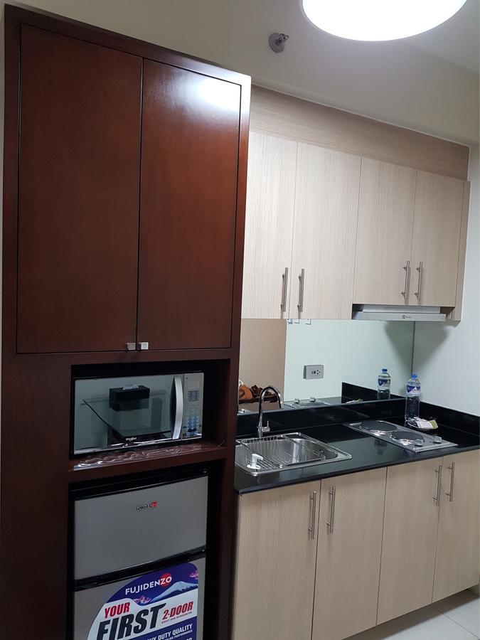Studio Unit At The Breeze Residences Маніла Екстер'єр фото