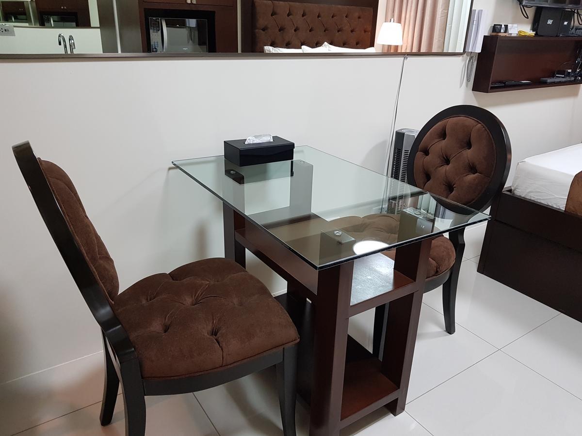 Studio Unit At The Breeze Residences Маніла Екстер'єр фото